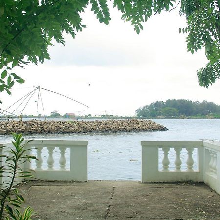Hotel Muziris Harbour View Kochi Exteriér fotografie